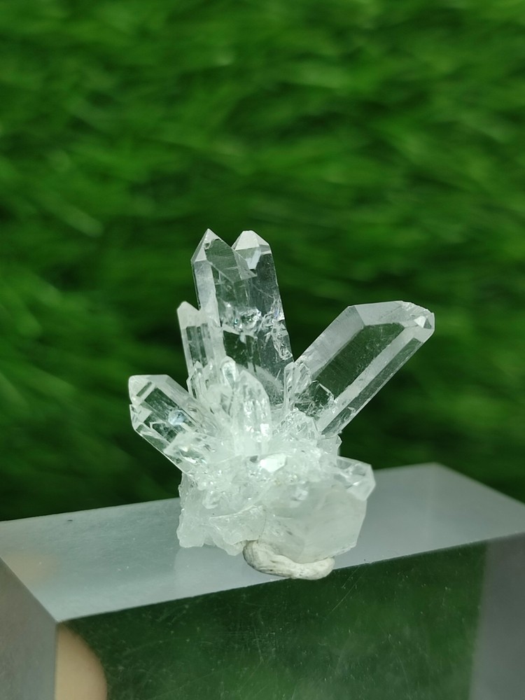 Faden Quartz Crystal With Beautiful Luster & Unique Growth-Pk