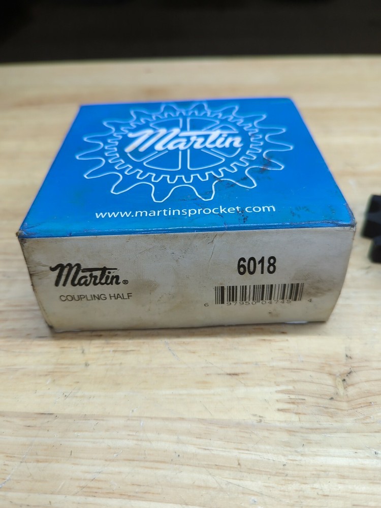 Martin 6018 Chain Coupling Half Chain Coupling Hub #60 18 Teeth  1" Bore