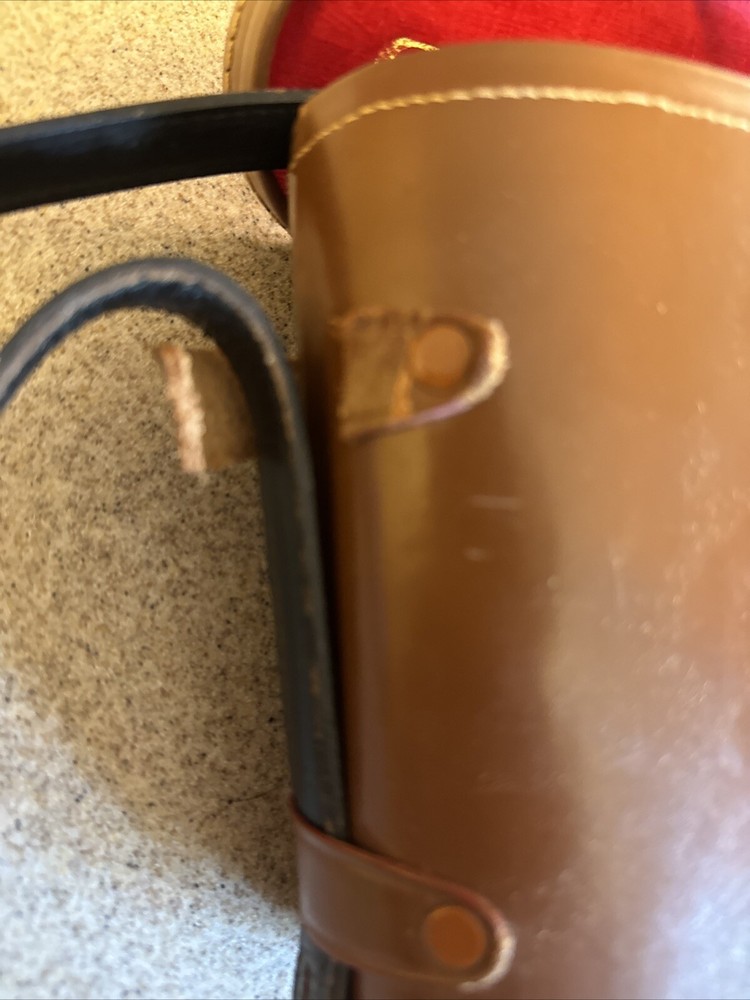 OPTIX 6x30 BINOCULARS AND CROWN CARRY CASE W/ STRAP