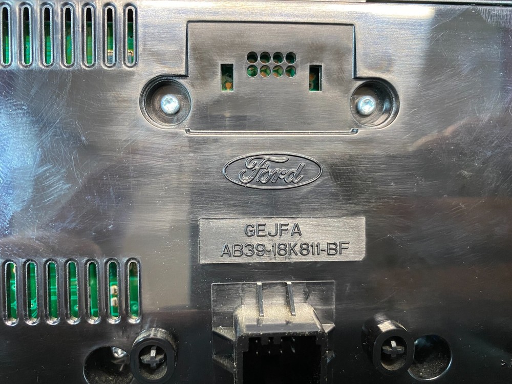 Ford Ranger PX1 XL ICC Control Panel Unit