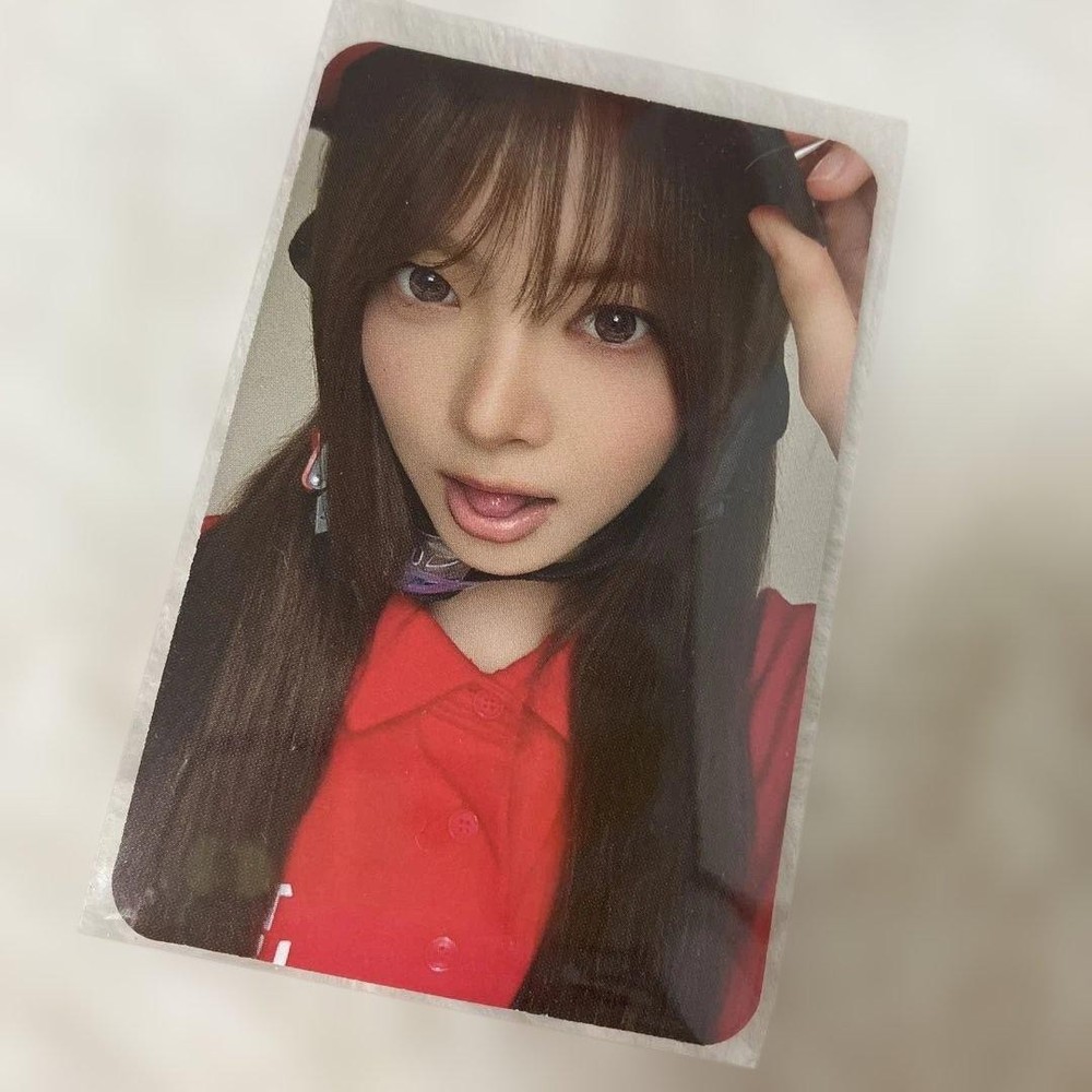 LE SSERAFIM SPAGHETTI USA D2C Exclusive Eunchae