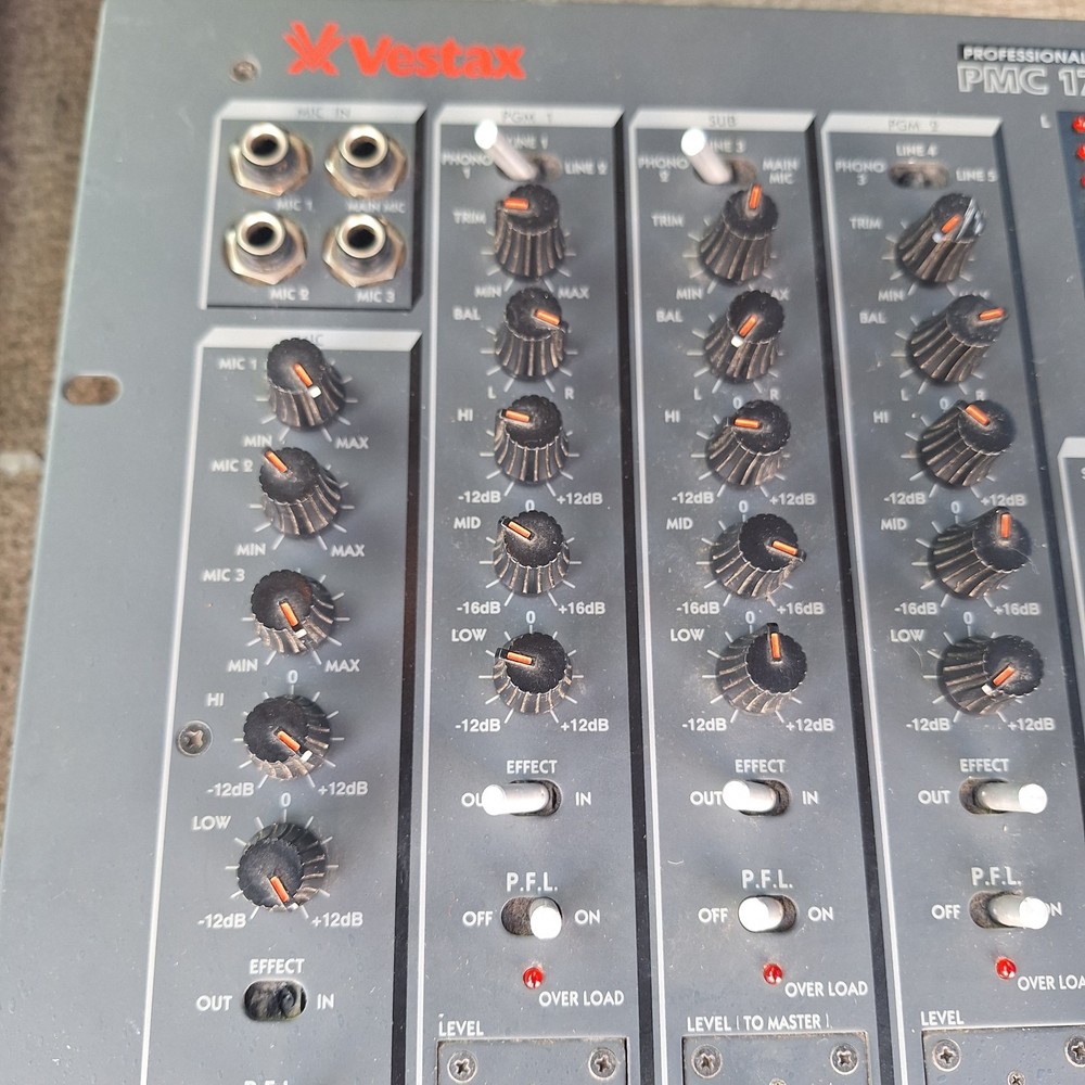 Vestax PMC-17A mixer Read DESCRIPTION