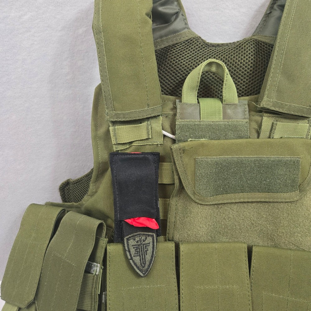 ELITE FORCE Airsoft Kill Rag with Integrated Snap Pouch - Black (MOLLE/Helmet)