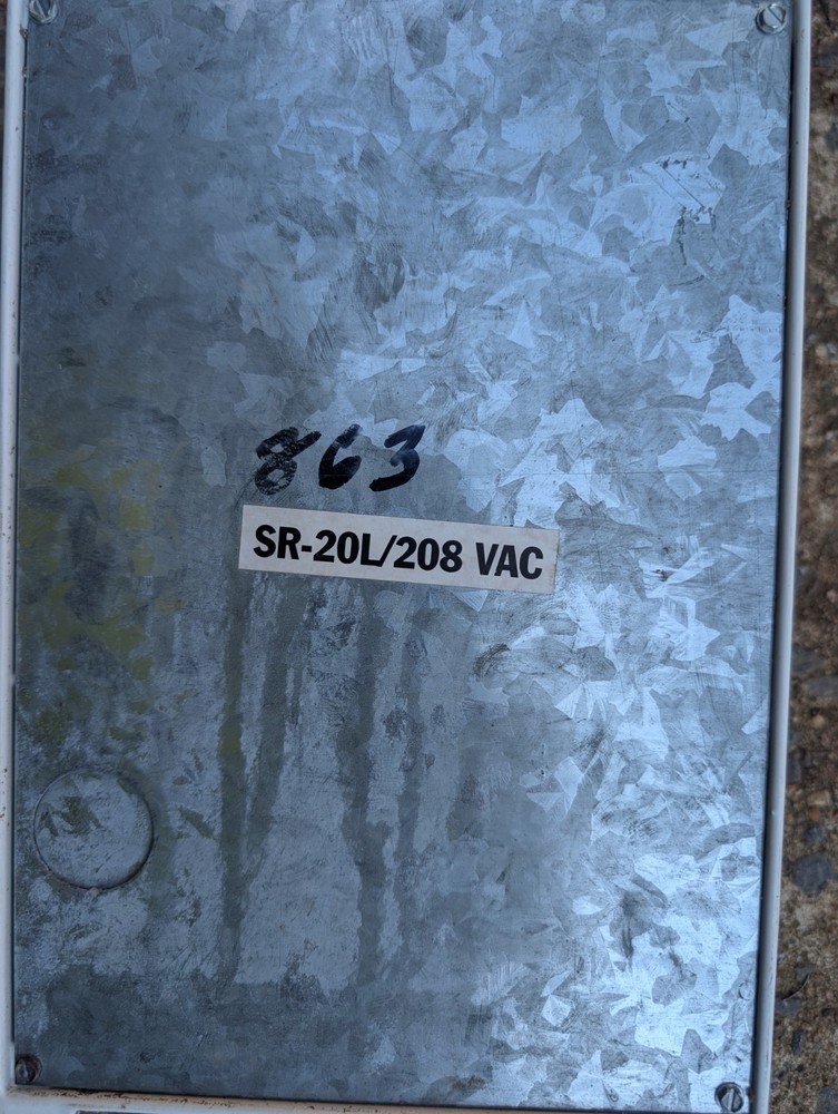 Used tankless Instant Flo Hot Water Heater With All Connections 220v