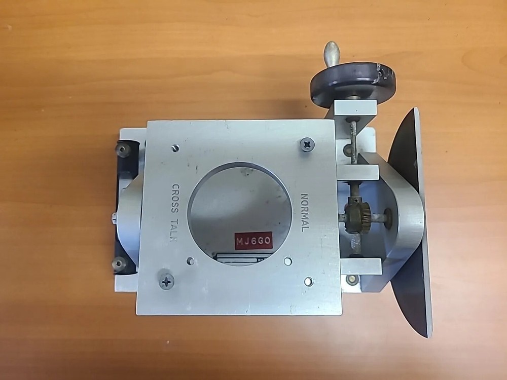 Lear Siegler Holding/Leveling Fixture LT 3281-02-01