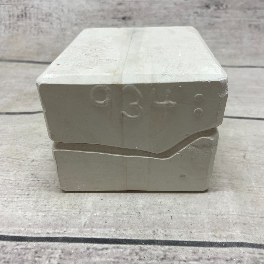 Vintage Unbranded Ceramic Casting Mold Doll Arm Figurine #934