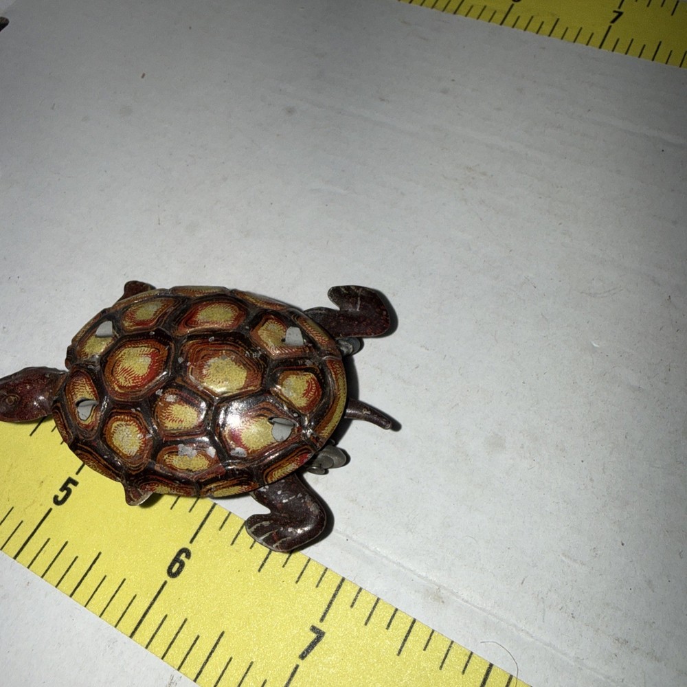 Antique Primitive Hand Painted Tin Turtle Pull Toy bin4 bg