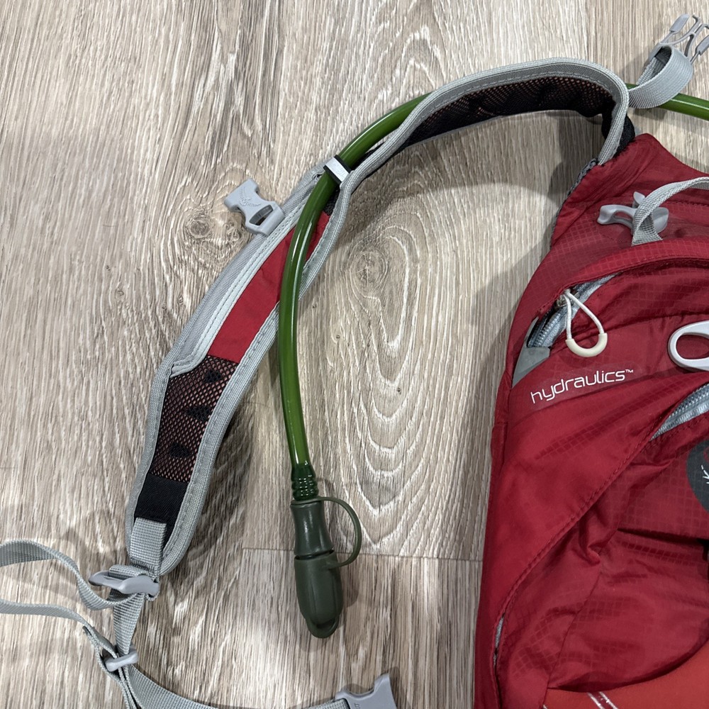 Osprey Raptor 6 Red Backpack With Bladder
