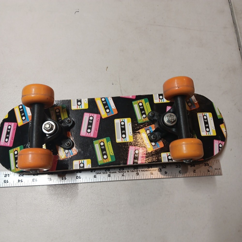 17 Inch skateboard complete
