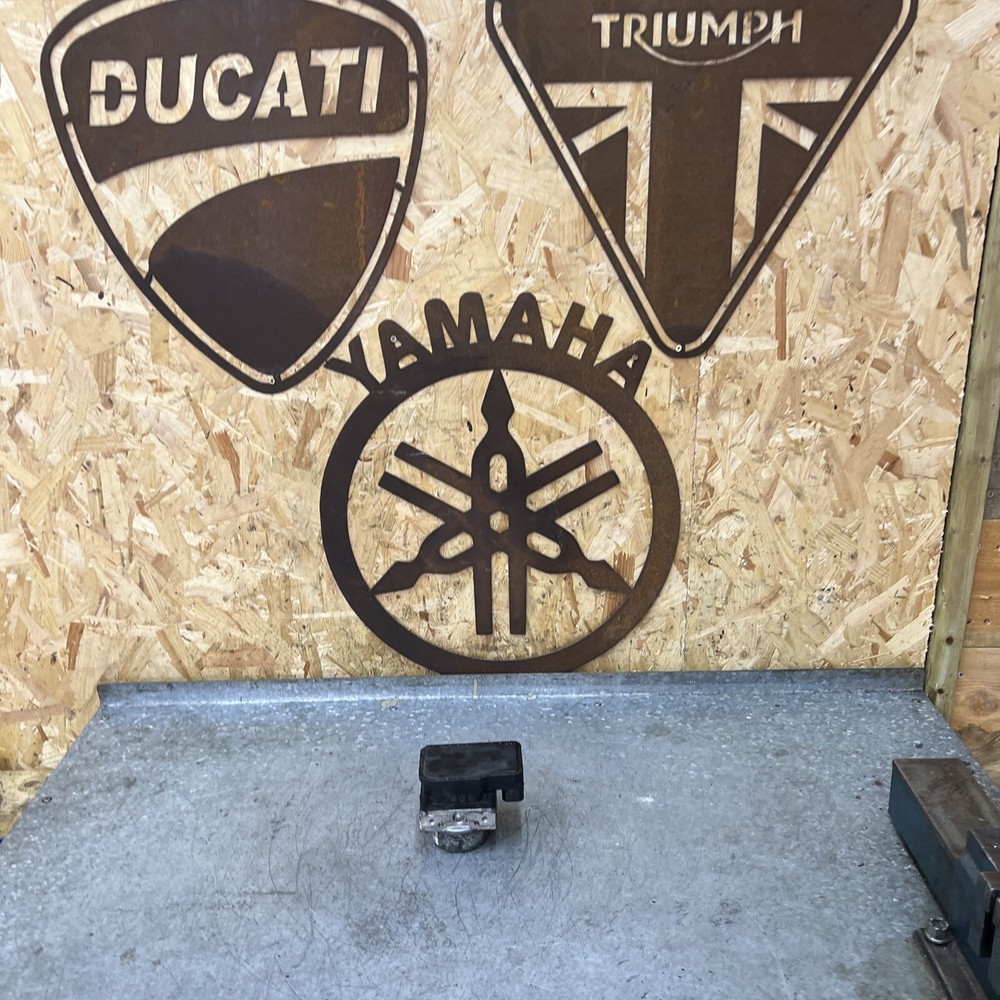 Triumph Tiger 800 2010-2014 ABS Pump Unit Module Control Unit