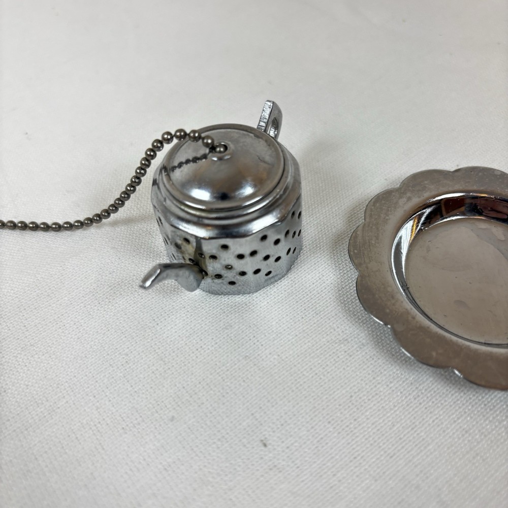 Tea Infuser Tea Pot Shaped Leaf Steepers Strainers & One Rest England