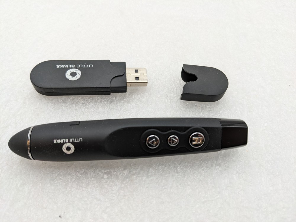 Wireless Laser Pointer Presentation Presenter Pointer with USB Receiver + bag