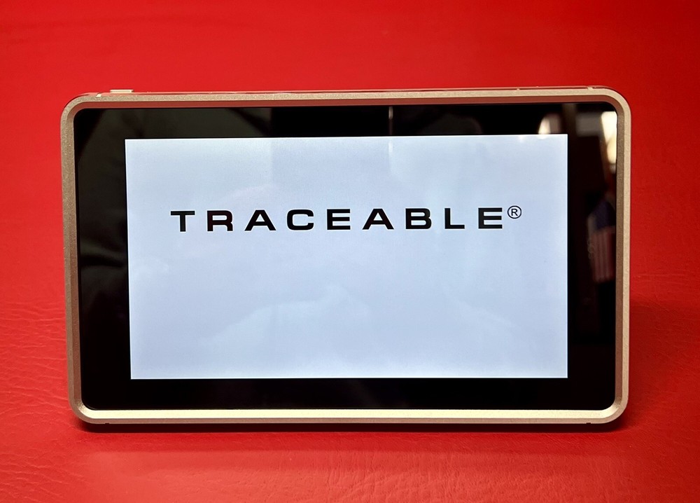 Cole Parmer 20250-40 Traceable 9012 Temperature/RH Touch Screen Recorder
