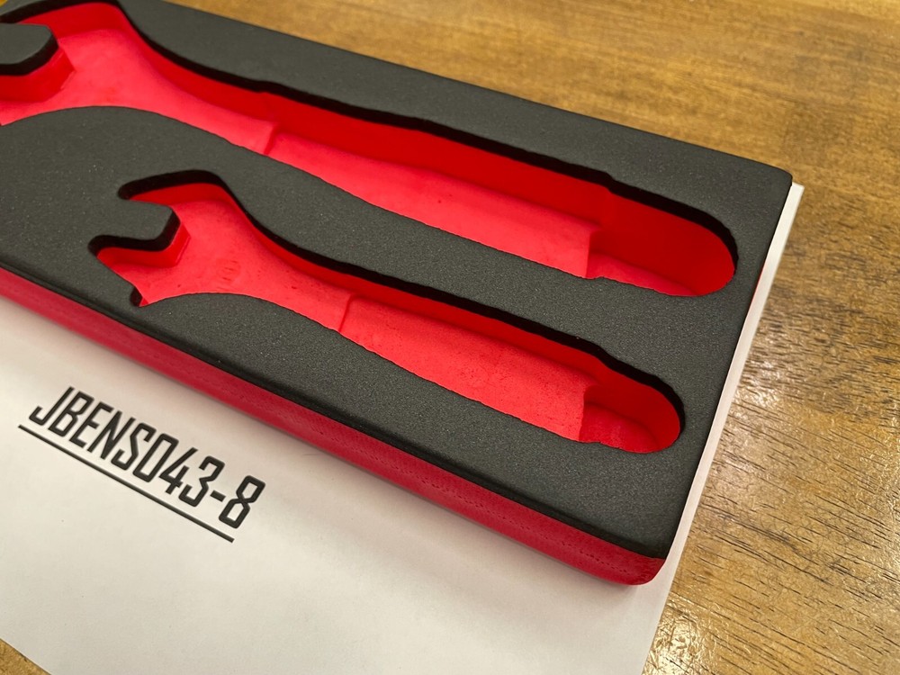 Snap-on Tools RED FOAM ORGANIZER for 6" & 10" Soft Grip Adjustable Wrenches