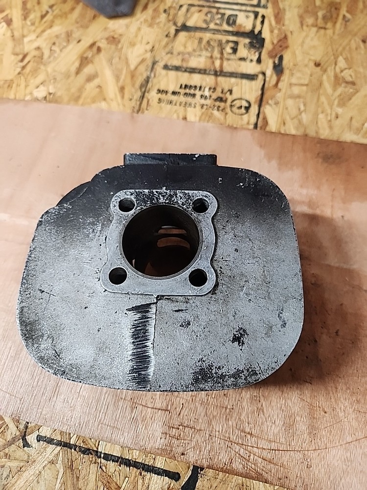 Yamaha 70's Yz80 Engine Cylinder