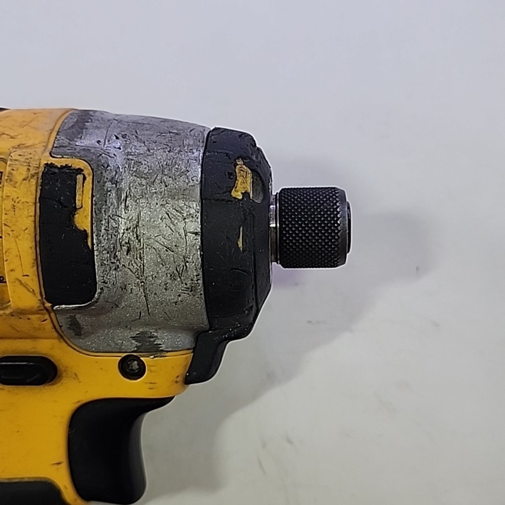 DeWalt DCF885 20V MAX Brushed Motor Impact Driver & DCB203 2Ah Battery Bundle