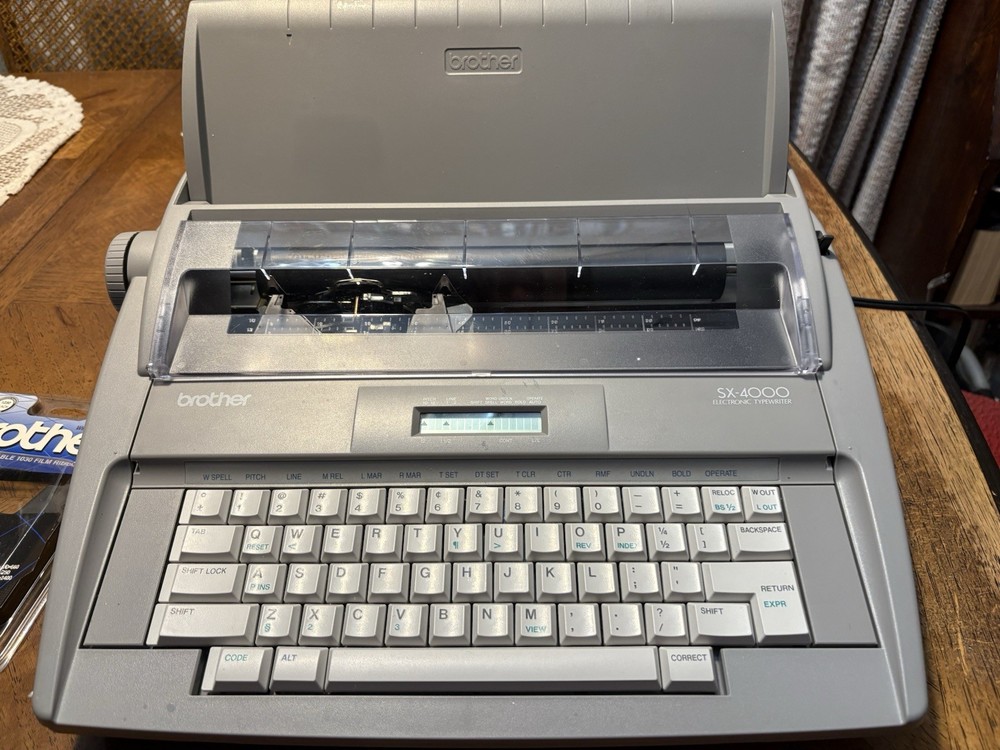 Brother SX-4000 Electronic LCD Display Typewriter W/ Box Correction Tapes
