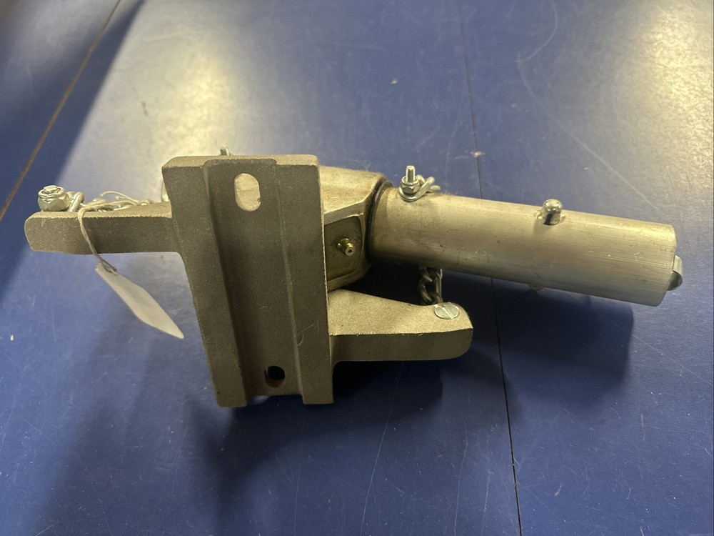 Kraft CC-290 EZY-TILT Float Bracket