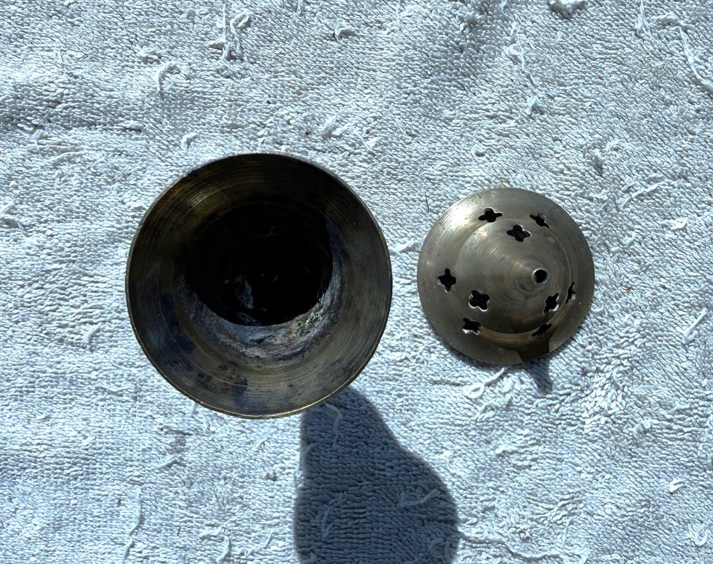 VINTAGE BRASS INCENSE BURNER - AS PICTURED