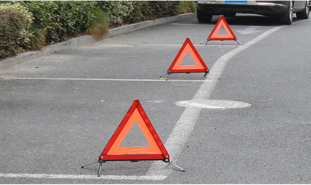 Reflective Warning Triangle for Vehicles, Emergency Warning Triangle Roadside...