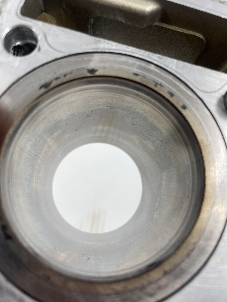Yamaha YBR 125 2009-10 Barrel & Piston #2