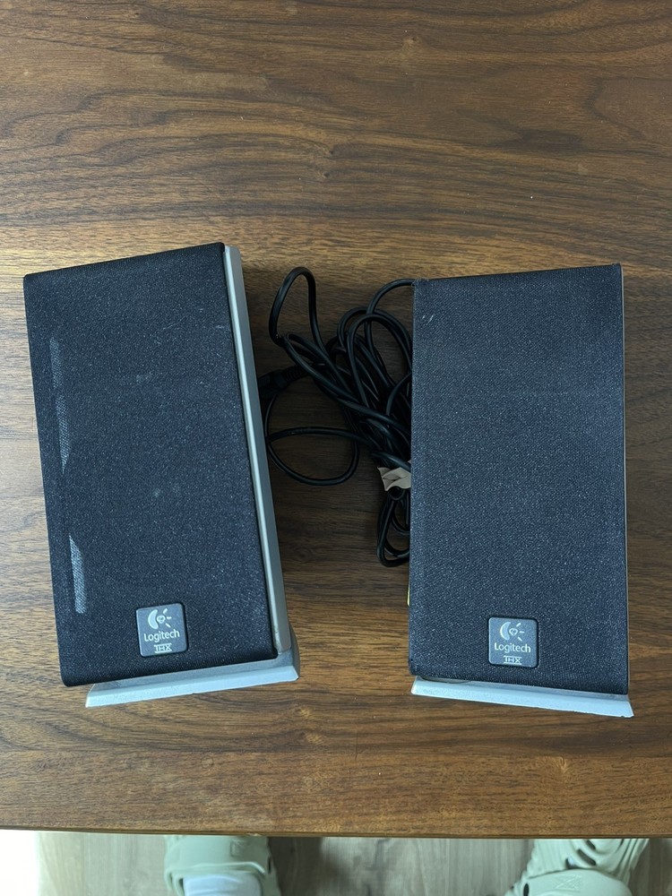 Genuine Logitech Z-2300 THX Computer Speakers Left & Right Pair **WORKING**