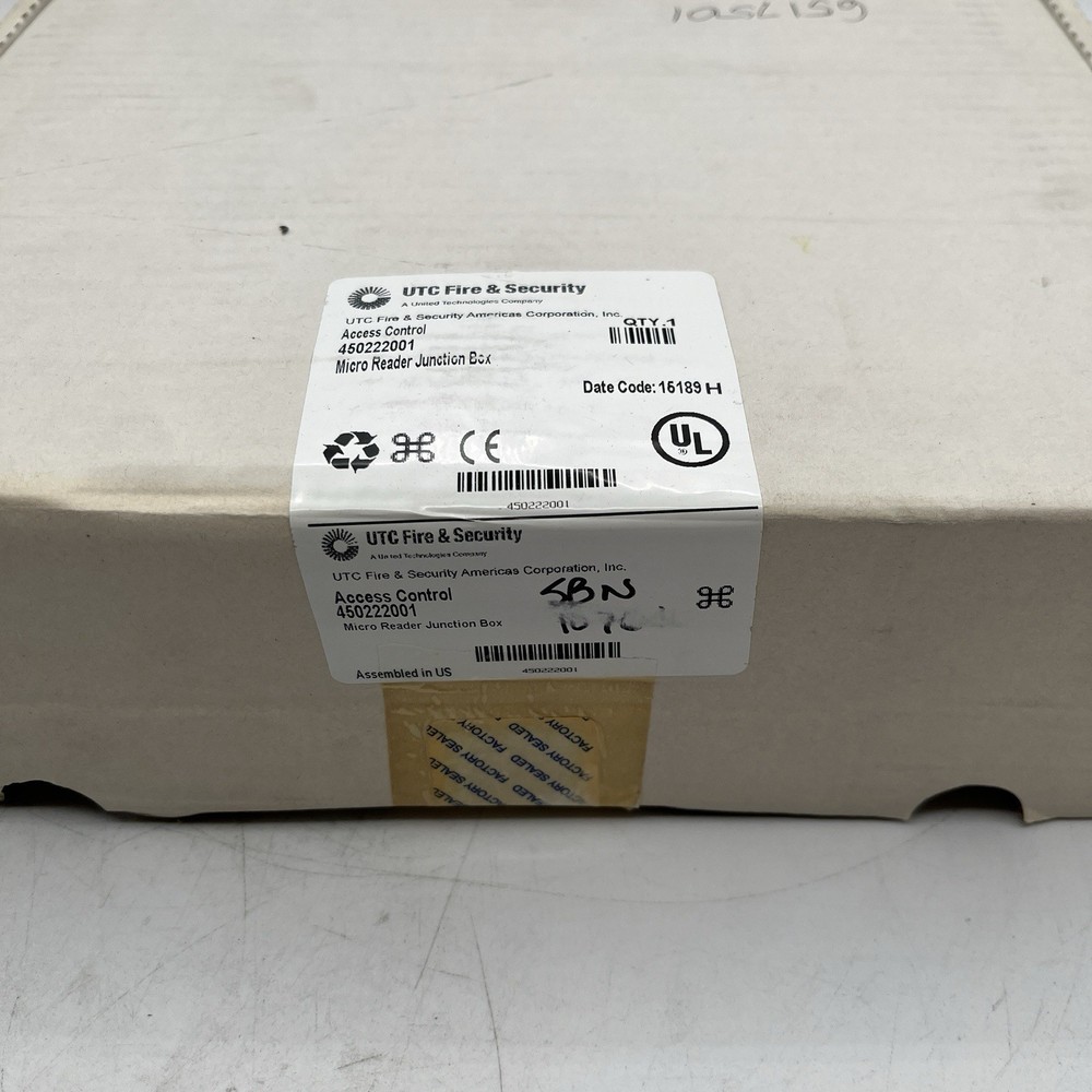 NEW IN BOX!! UTC Fire & Security Lenel Micro Reader Junction Box - 450222001