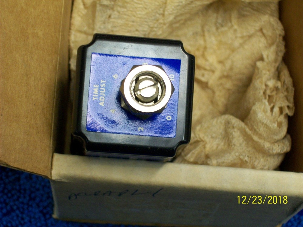 NEW BANNER ENGINEERING PL4-2 MODULE TIMER - FREE SHIPPING