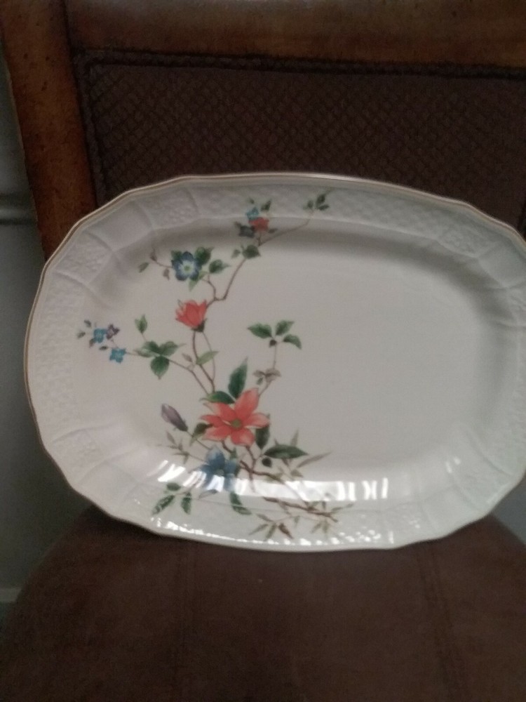 Mikasa Renaissance Monique 15" Oval serving Platter