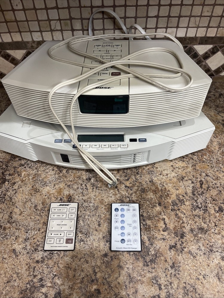 Bose Acoustic Wave Music System Disc 5 CD Changer - Tested Read Description
