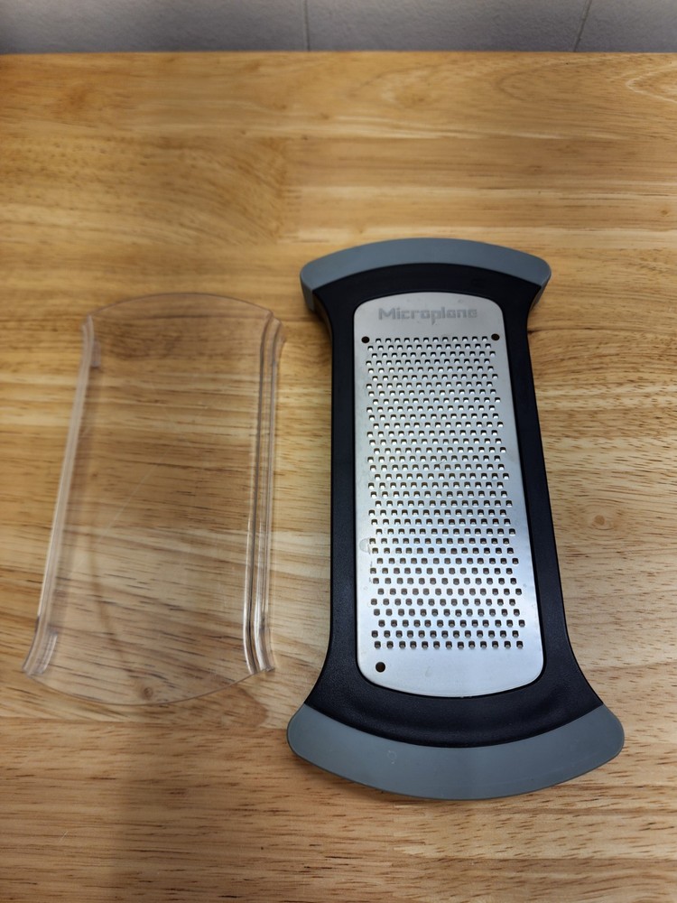 Microplane Large Zester With Rubber Feet