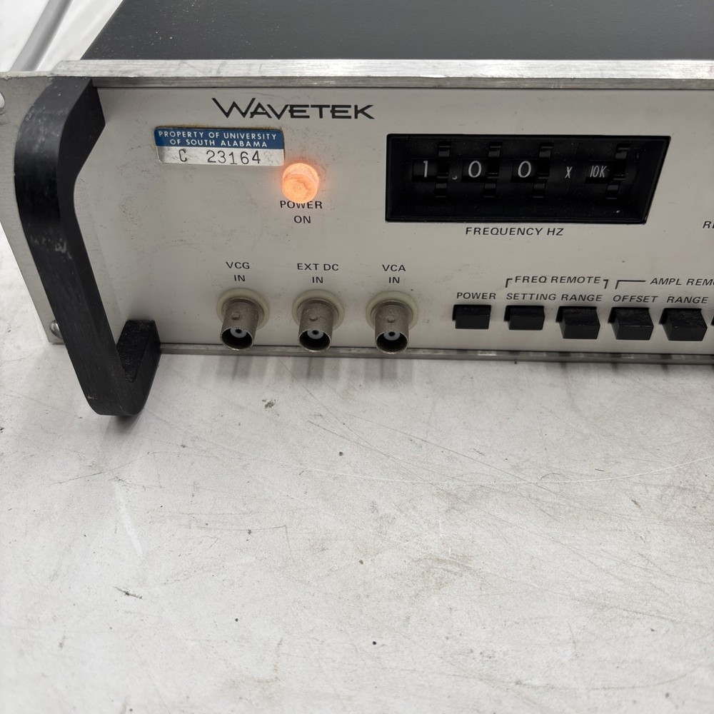 WAVETEK Programmable Waveform Generator Model 154 Powers On - UNTESTED