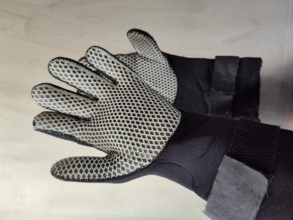 Scuba Dive Gloves Size Medium