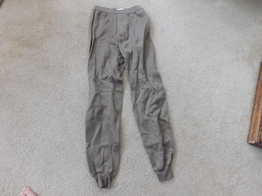 US MILITARY COLD WEATHER  DRAWERS SIZE MEDIUM
