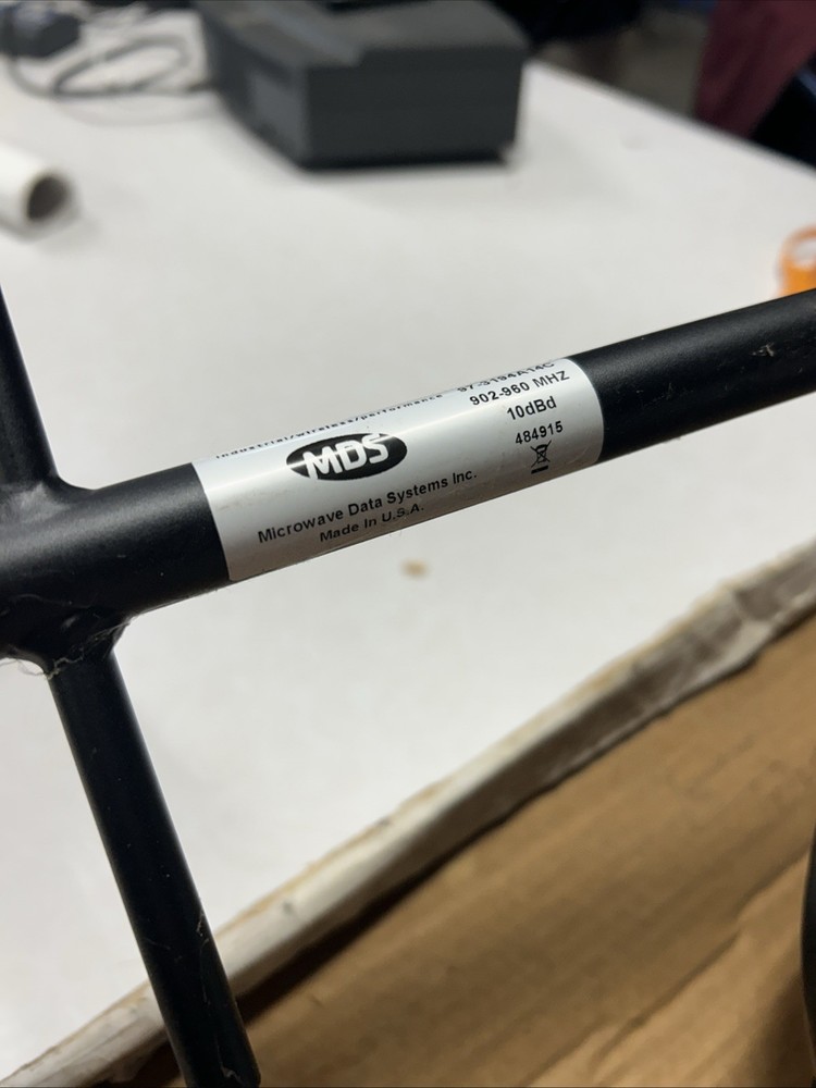 MDS 97-3194A14 ANTENNA