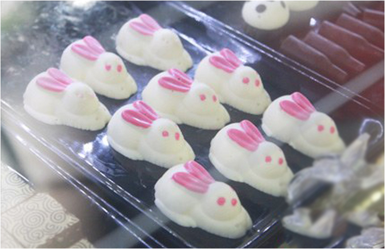 Rabbit Shaped Hard Plastic Polycarbonate PC Chocolate Jelly Mold Candy Mould