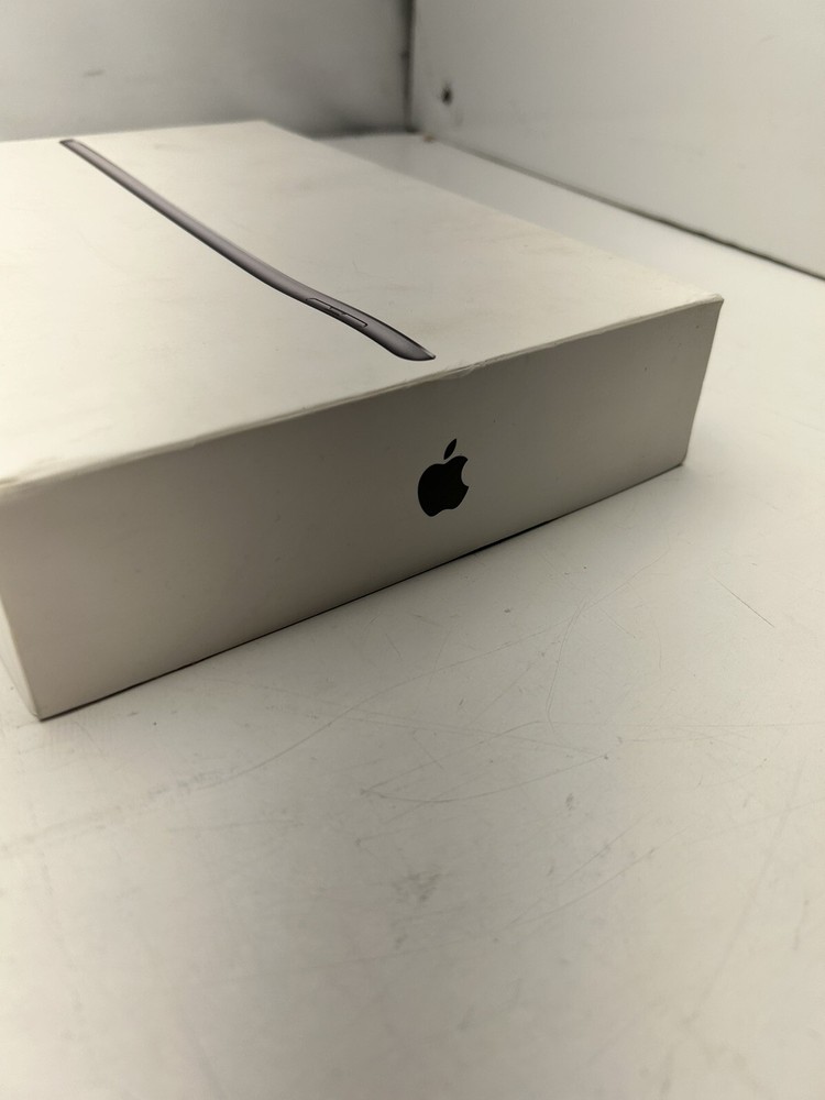 Apple iPad 6th Generation Wi-Fi 32GB Silver A1893 *EMPTY BOX ONLY* MR7F2LL/A