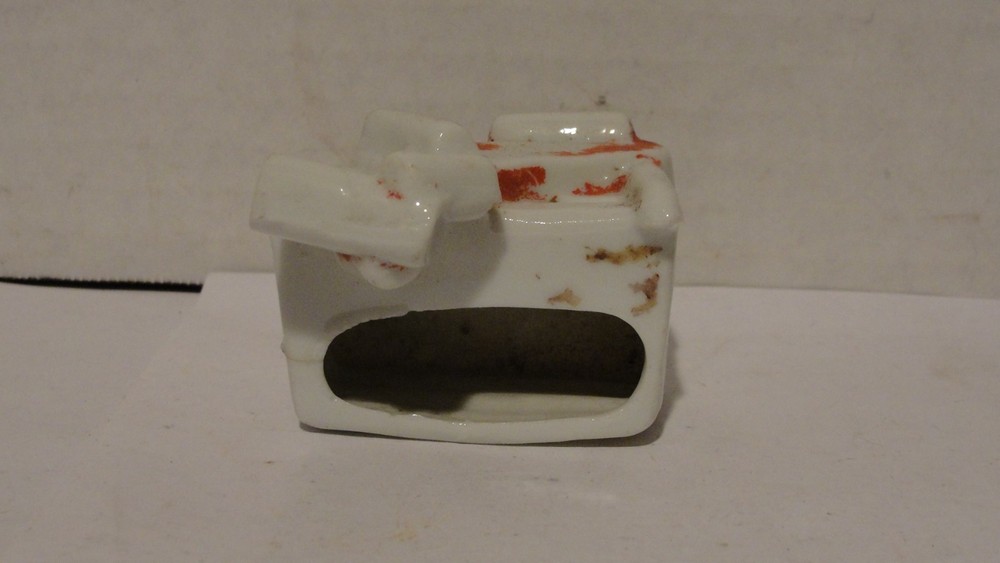 VINTAGE DOG TOOTHPICK / PLANTER