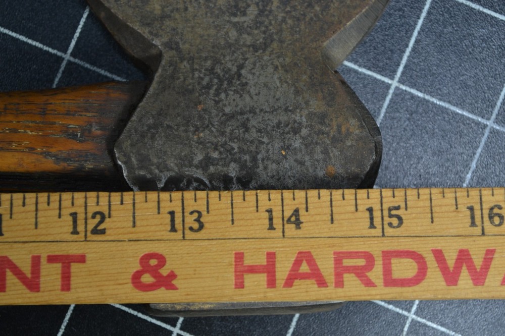 1914 HAND MADE - CAMP HATCHET