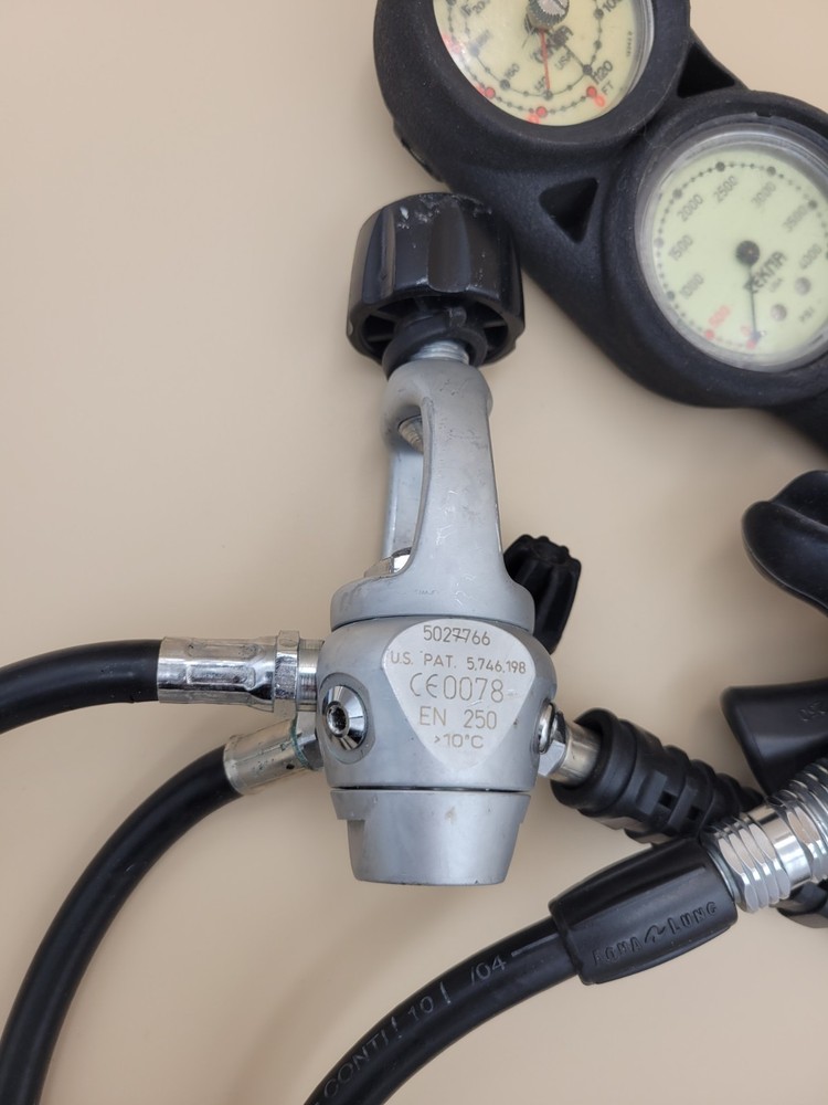 AQUALUNG TITAN Regulator, 1st, 2nd Stage, Computer, Compass, Pressure Untested