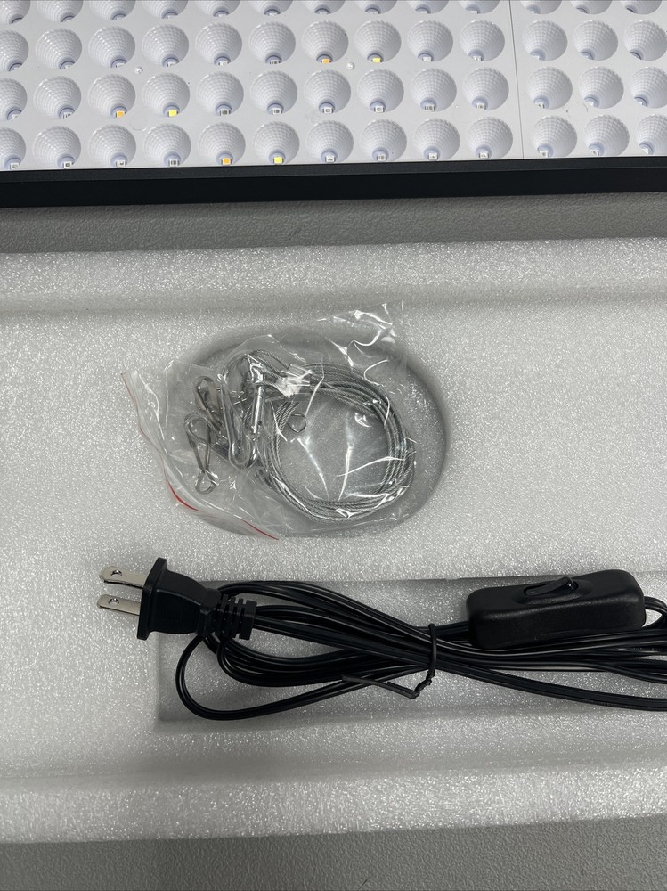 600W LED Grow Light 196 Lamp Beads with Remote