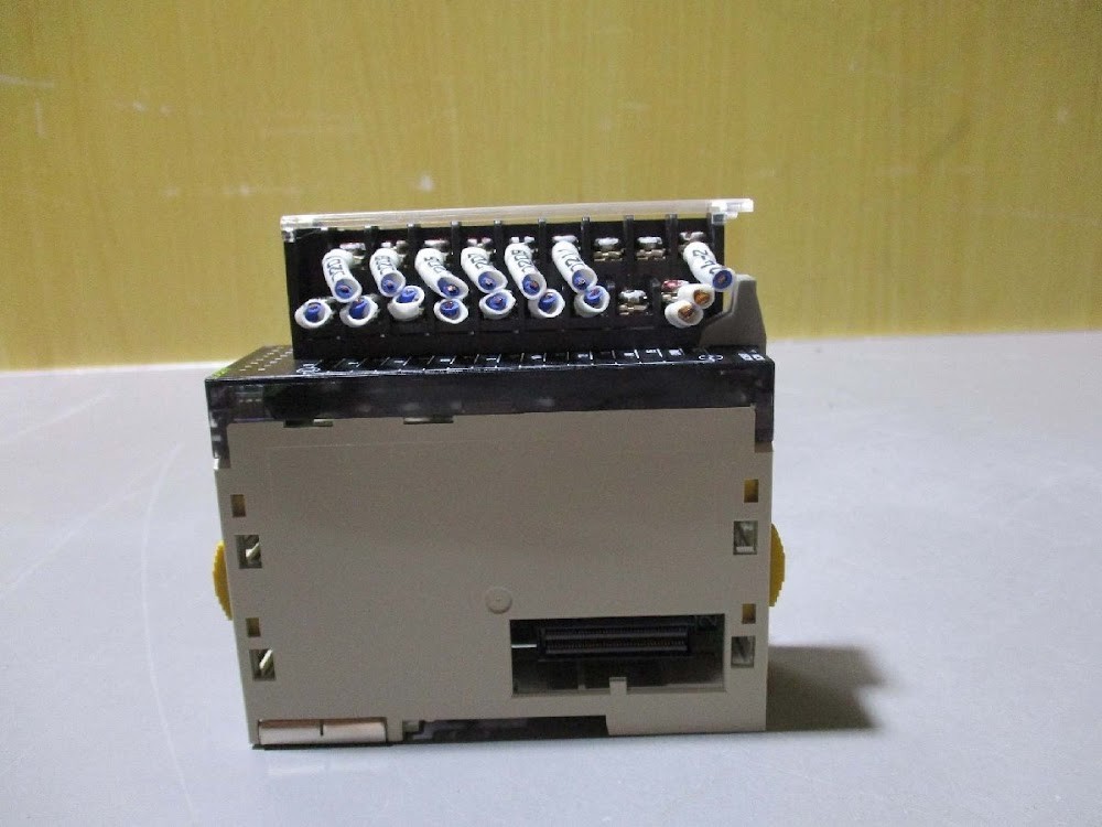 OMRON CJ1W-OC211 PLC Output Unit Module USED #2