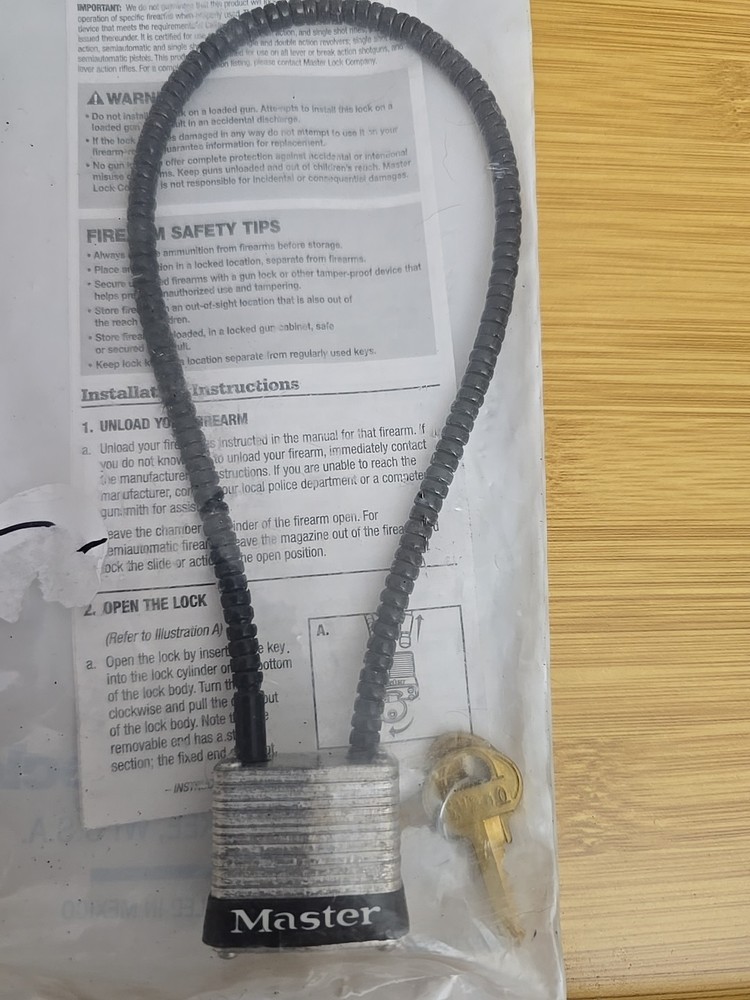 Master Lock Cable Gun Lock & 2 Keys (107 Gun Lock)