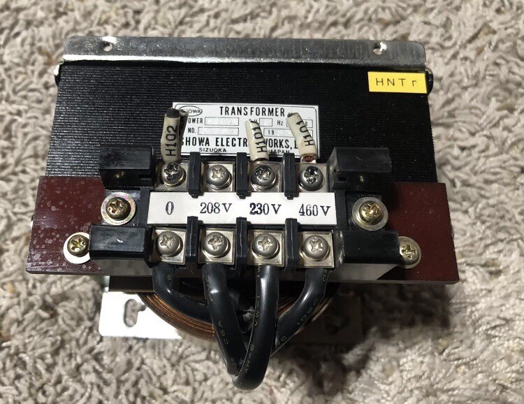 SHOWA 800 VA Transformer
