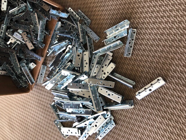 Pirelli Webbing Clips 2"  250 Clips