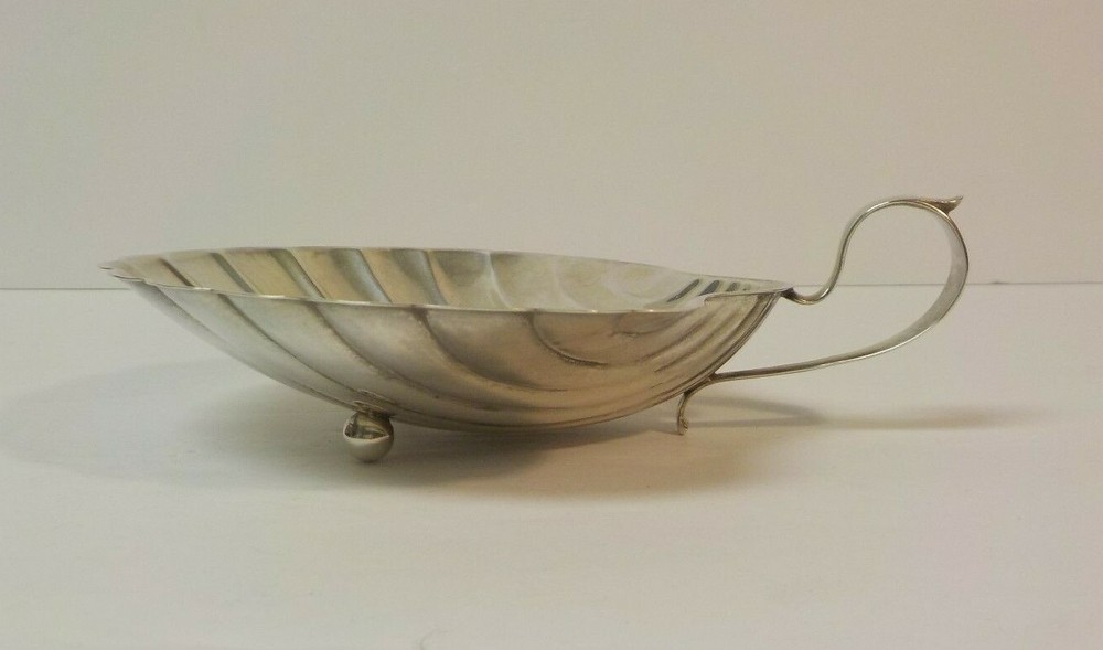 Hunt Silver Co. NY Sterling Silver Shell Candy Dish, 85 grams