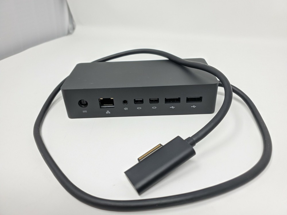 Microsoft Docking Station Model 1661 for Microsoft Surface Pro + AC Adapter 1749