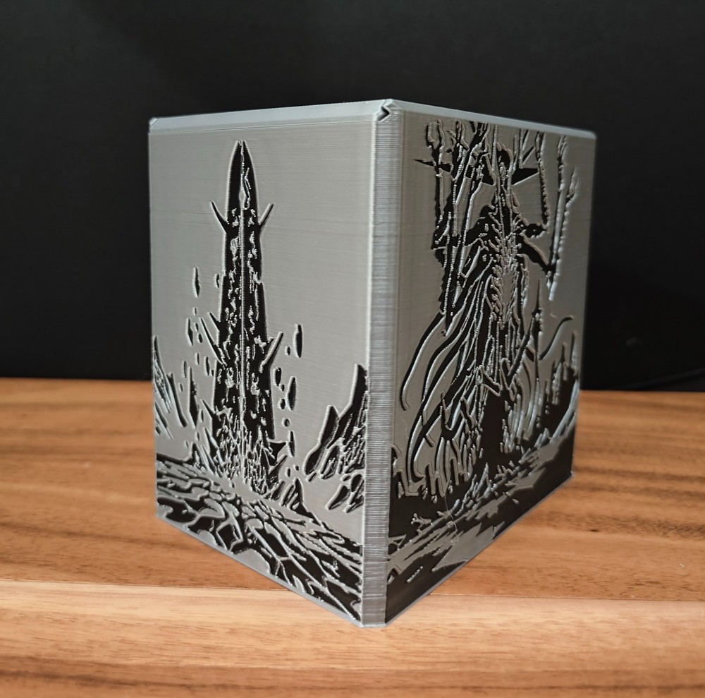 Eldrazi themed MTG Deck Box, EDH Commander Card Case