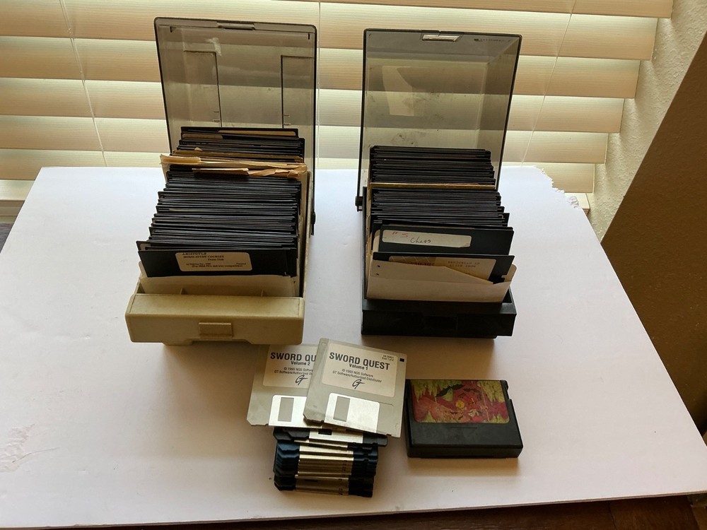 5.25" floppy disk lot 150+ games Atari Tandy pascal sword quest Microsoft IBM