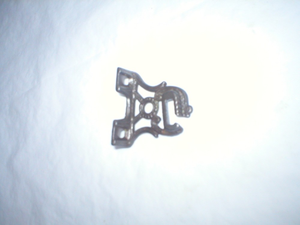 Antique Victorian Decorative Window Shade Bracket